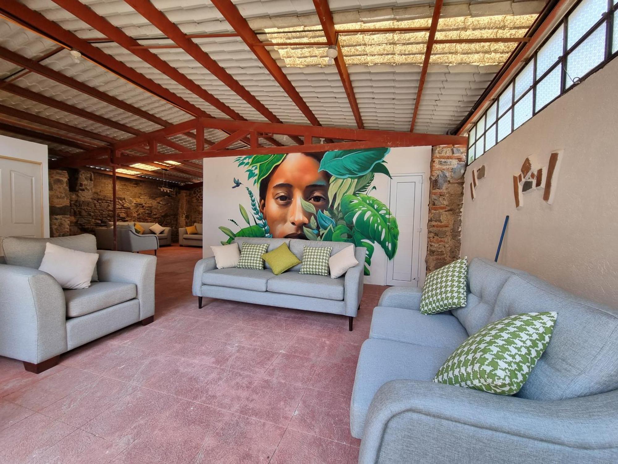 Central Hostel San Sebastian Antigua Екстер'єр фото